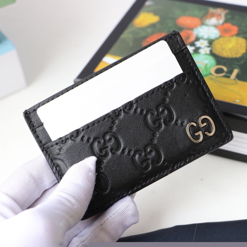G*u*i wallets & purse
